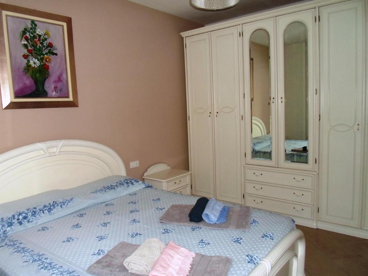 דירות לונאטו Casa Ines מראה חיצוני תמונה